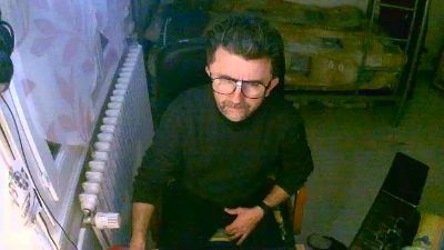 lokoum393 webcam cam4 model stream image