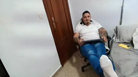 Milanthompson2025 webcam stripchat model stream image