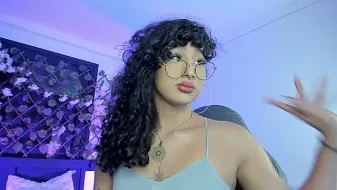 Heka_Prudence webcam model stream image