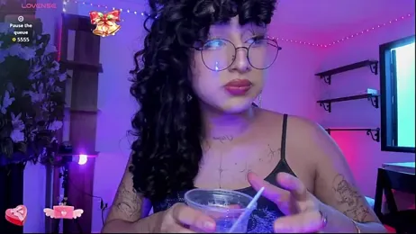 Heka_Prudence webcam model stream image