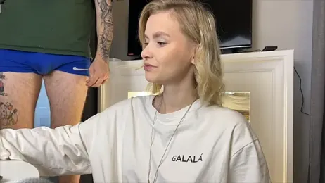 Adelovenick webcam stripchat model stream image