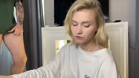 Adelovenick webcam stripchat model stream image