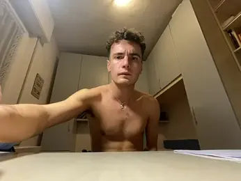 Curlytwink05 webcam model stream image