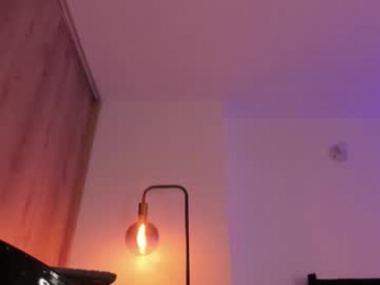 gaia_lyra webcam model stream image
