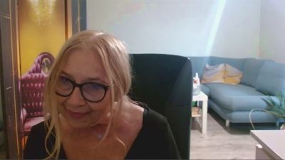 Sofia_xLOVE webcam model stream image