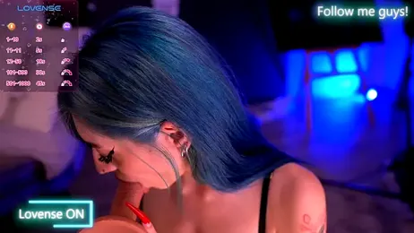 AriaVoss webcam model stream image