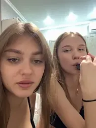 findwayout webcam stripchat model stream image