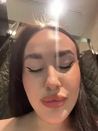 KiraSunshine webcam model stream image