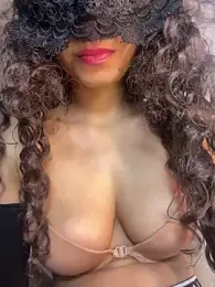 ValiantWhiskey webcam model stream image