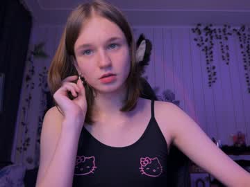 nloraaa webcam model stream image