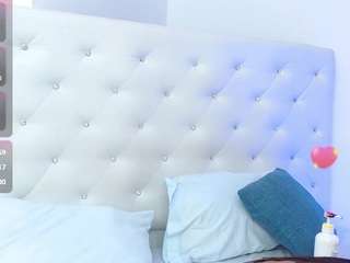 tiny-ebonyy webcam model stream image