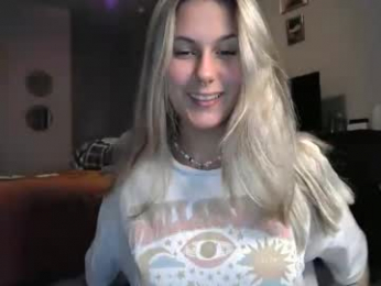 shyy_petitebaby webcam model stream image