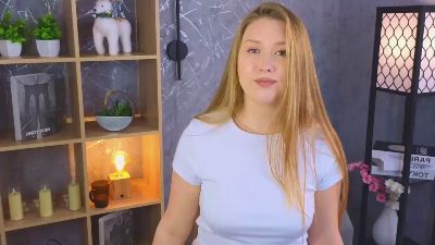 YolandoDevito webcam cam4 model stream image