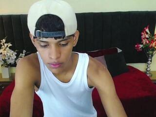 Justin Dereck webcam model stream image