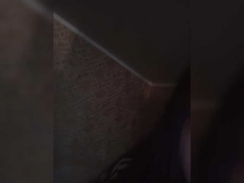 Kissa-is-klassa-a webcam model stream image