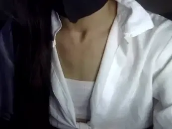 SweetyCD webcam model stream image