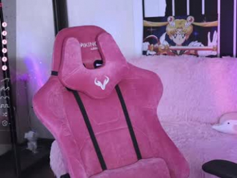 prettybones webcam model stream image