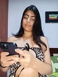 Miakhalifa__ webcam model stream image