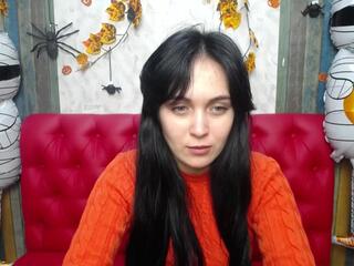 Izzie Paige webcam model stream image