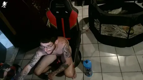 hungkubenski webcam model stream image