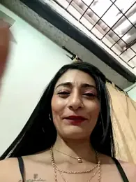 Bella_Office-Naughty1 webcam model stream image