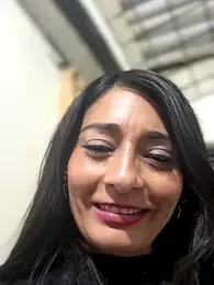 Bella_Office-Naughty1 webcam stripchat model stream image