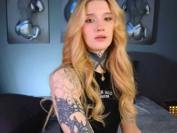 SophieInkk webcam model stream image