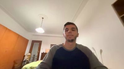 TomksHawks webcam model stream image