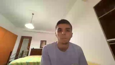 TomksHawks webcam model stream image