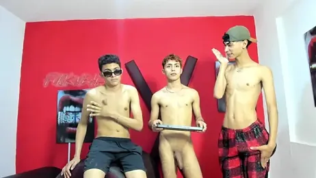 AVENGER_BOYS2026 webcam stripchat model stream image