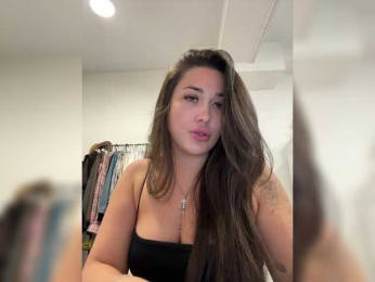 BettyBoom13 webcam bongacams model stream image