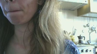 MissGi webcam model stream image