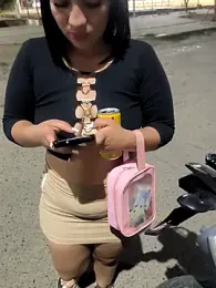 Street_royal webcam model stream image