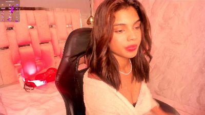 AmyEvan webcam model stream image