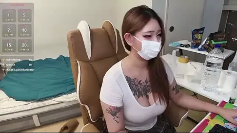 Milk_Sola webcam model stream image