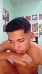 alvzzk webcam model stream image