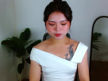 prettyjulian webcam model stream image