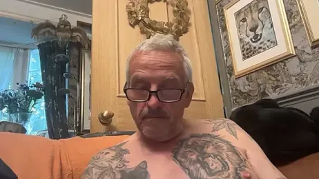 poggles webcam model stream image
