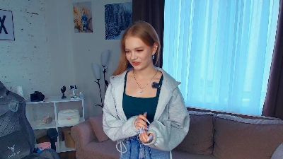 LauraZeuner webcam model stream image