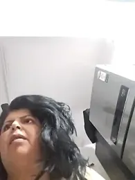 Jann_Riya333 webcam model stream image