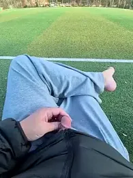 starvingo2002 webcam stripchat model stream image