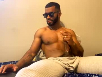 domidick7 webcam model stream image