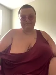 taydeebear webcam model stream image