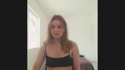 katsu_lux_ webcam model stream image