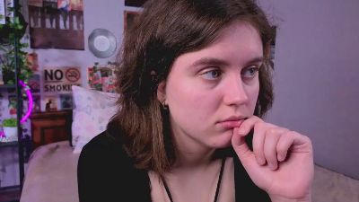 FancyHenley webcam model stream image