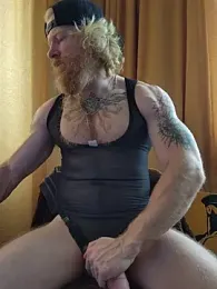 Gingerbeard40 webcam model stream image