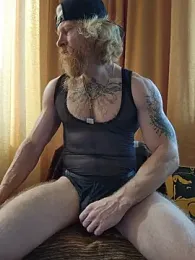 Gingerbeard40 webcam model stream image