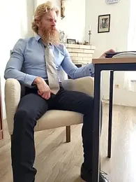 Gingerbeard40 webcam model stream image