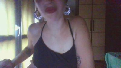 Metena webcam model stream image