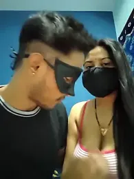 SassyWildCouple webcam model stream image